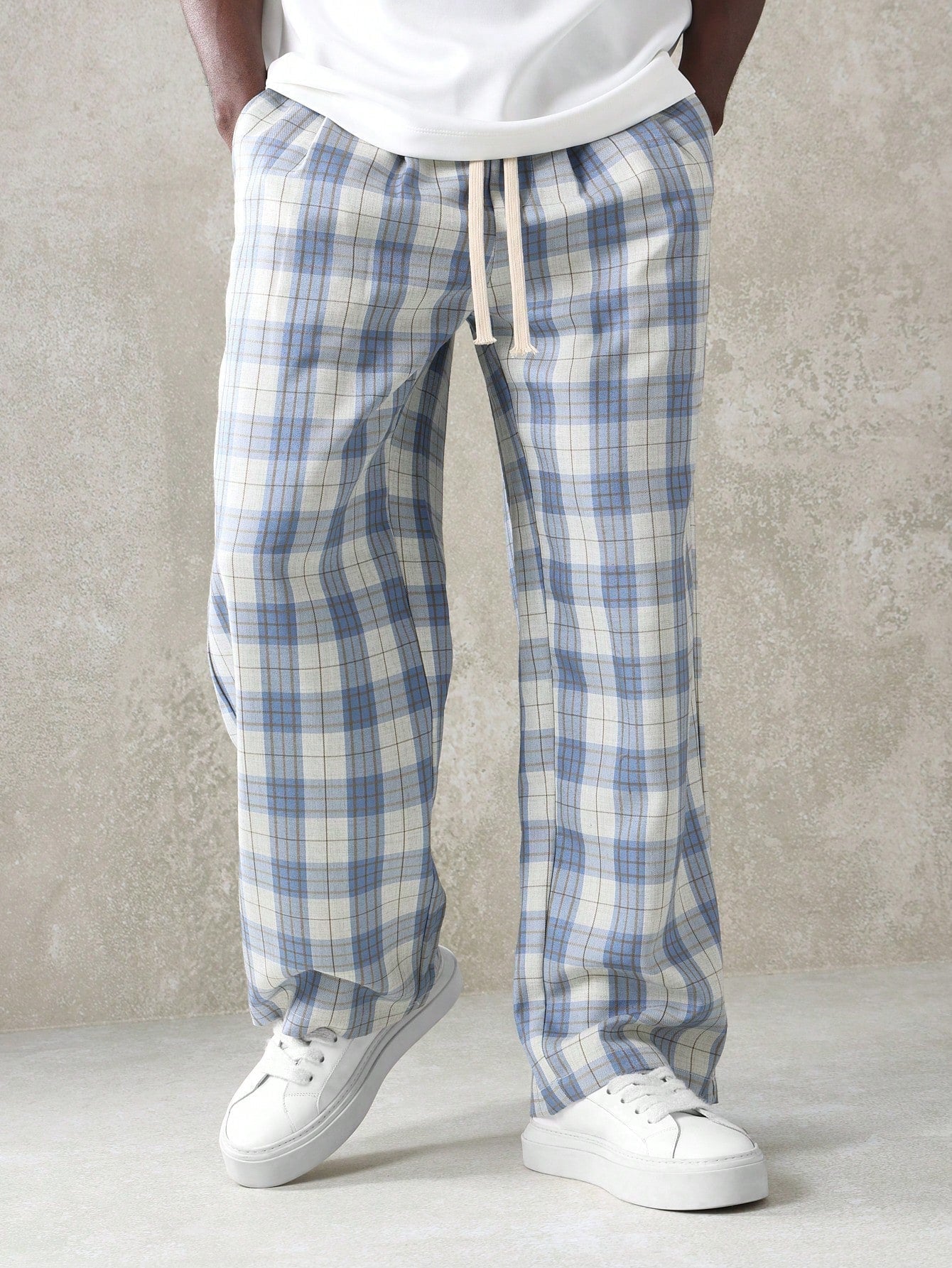 Calça DROPSTREET Solta Xadrez com Cordões