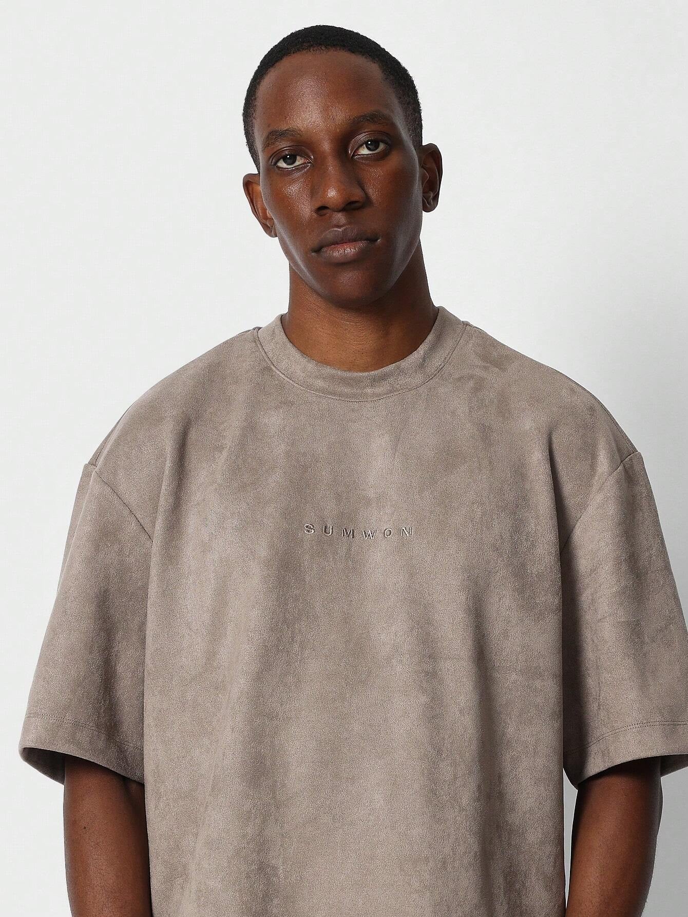 Camiseta DROPSTREET em Camurça Bordado 9