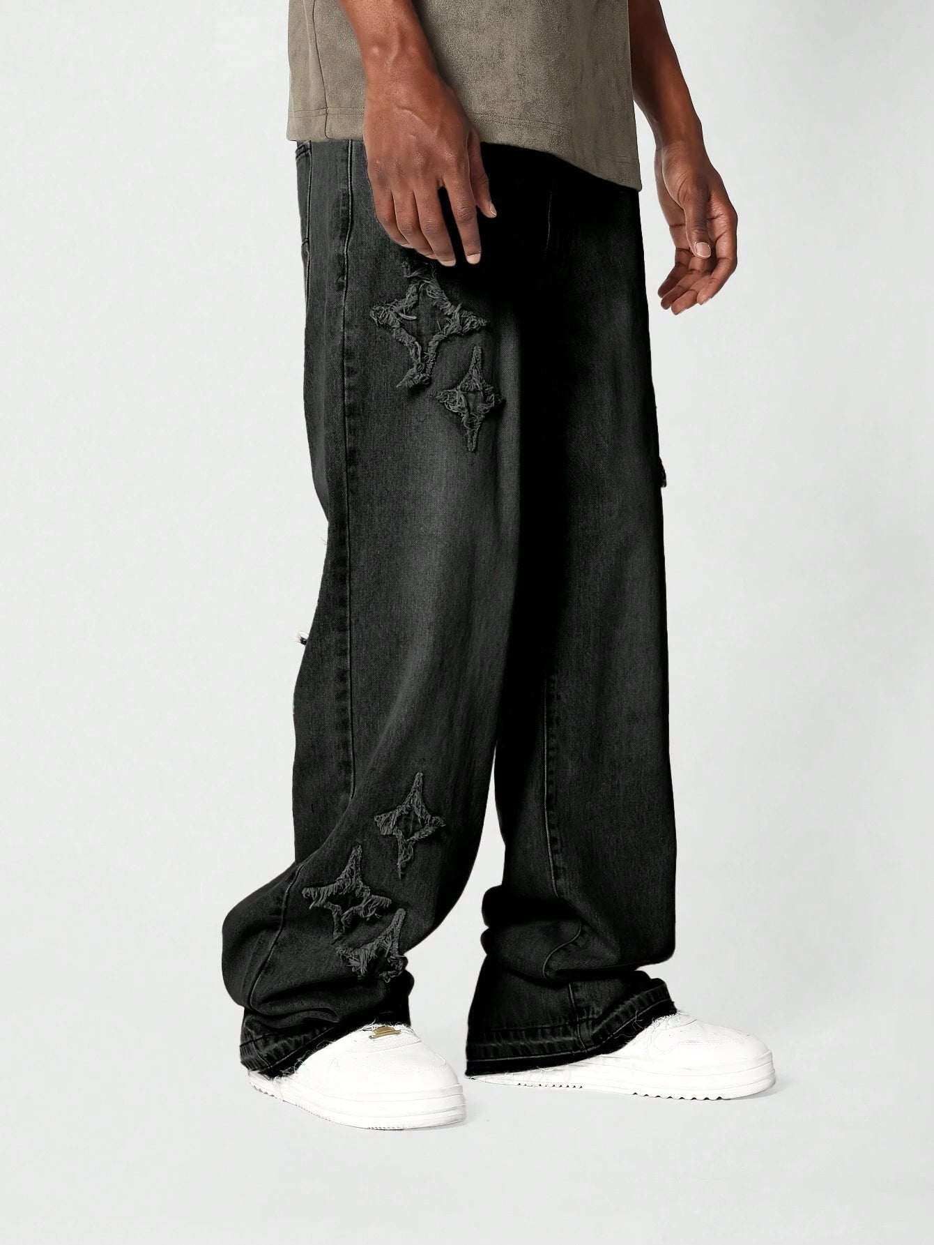 Calça DROPSTREET Denim Solto com Aplicação Stars