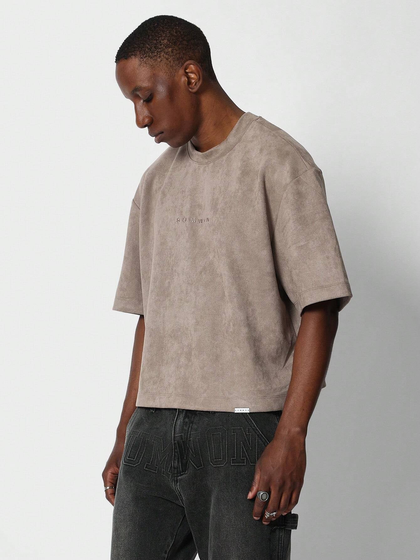 Camiseta DROPSTREET em Camurça Bordado 9