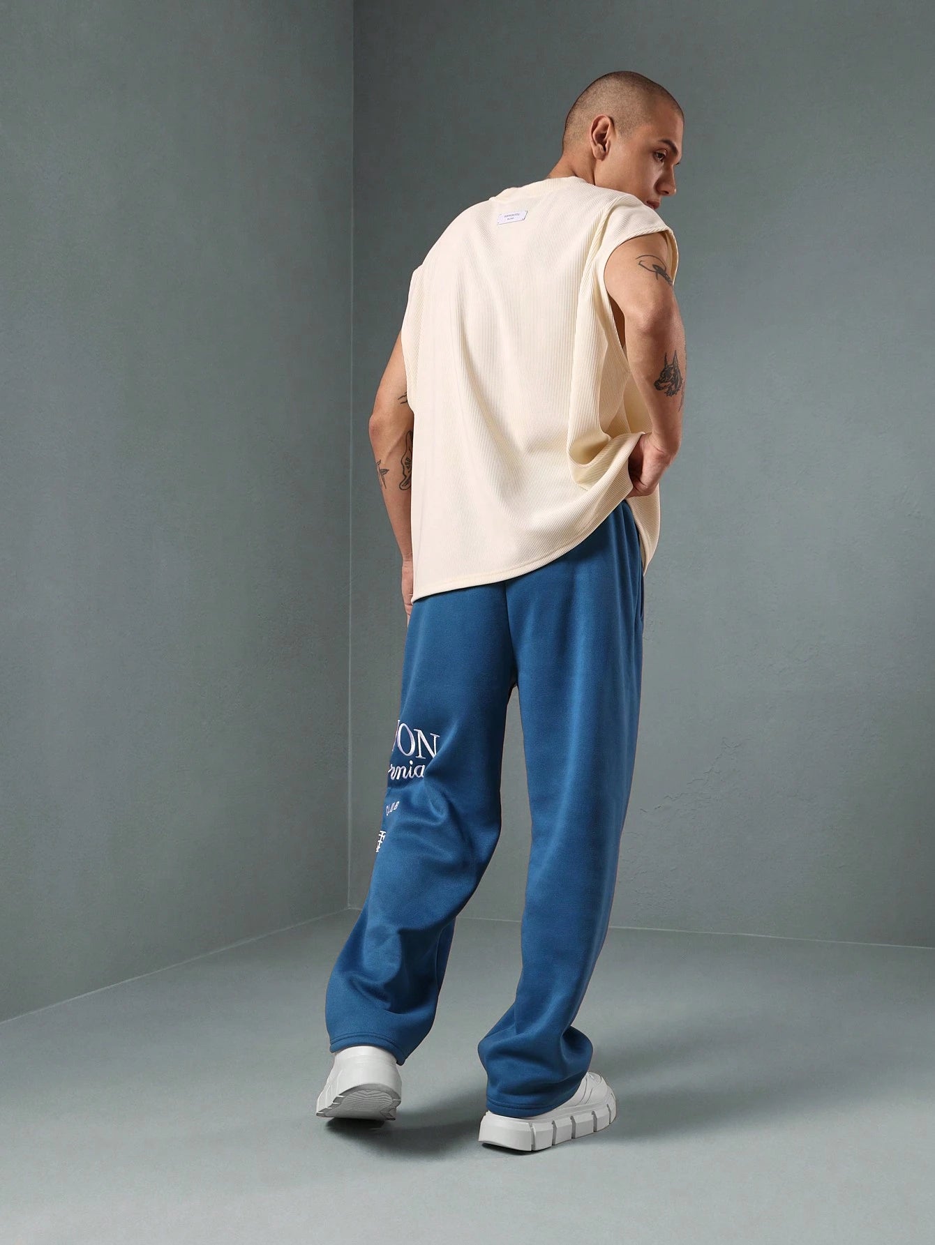 Calça de Moletom Califa